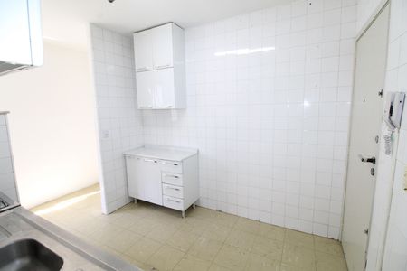 Apartamento para alugar com 83m², 2 quartos e 1 vagaCozinha