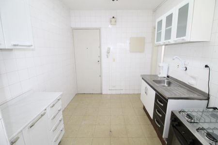 Apartamento para alugar com 83m², 2 quartos e 1 vagaCozinha