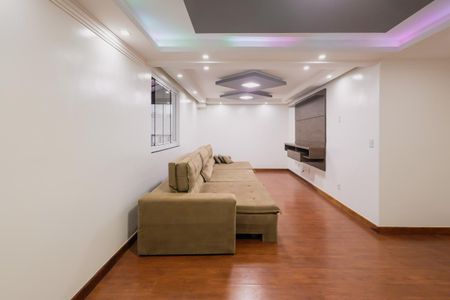 Apartamento à venda com 58m², 2 quartos e 1 vaga Apartamento à venda com 58m², 2 quartos e 1 vagaSala de TV
