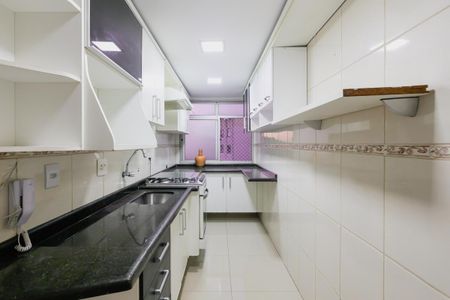 Apartamento à venda com 58m², 2 quartos e 1 vaga Apartamento à venda com 58m², 2 quartos e 1 vagaCozinha