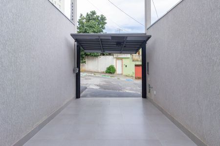 Casa à venda com 100m², 2 quartos e 1 vagaGaragem