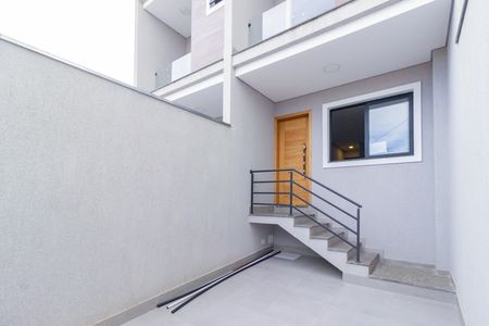 Garagem de casa à venda com 2 quartos, 100m² em Vila Nina, São Paulo