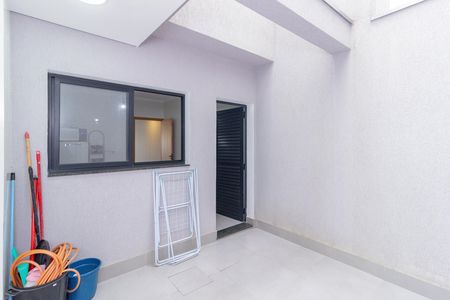 Casa à venda com 100m², 2 quartos e 1 vagaLavanderia