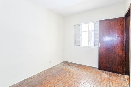 Quarto 1 de casa para alugar com 2 quartos, 100m² em Parque Ipe, São Paulo