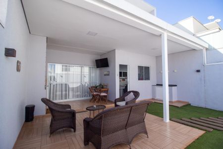 Casa de condomínio para alugar com 181m², 3 quartos e 2 vagas Casa de condomínio para alugar com 181m², 3 quartos e 2 vagasÁrea Externa