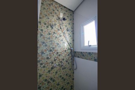 Casa de condomínio para alugar com 181m², 3 quartos e 2 vagas Casa de condomínio para alugar com 181m², 3 quartos e 2 vagasBanheiro da Suíte