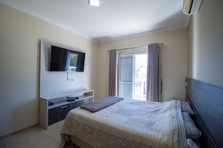 Casa de condomínio para alugar com 181m², 3 quartos e 2 vagas Casa de condomínio para alugar com 181m², 3 quartos e 2 vagasSuíte