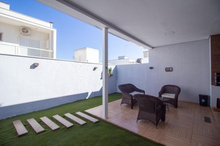 Casa de condomínio para alugar com 181m², 3 quartos e 2 vagas Casa de condomínio para alugar com 181m², 3 quartos e 2 vagasÁrea Externa