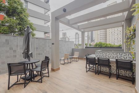 Apartamento para alugar com 35m², 1 quarto e sem vaga Apartamento para alugar com 35m², 1 quarto e sem vagaPiscina
