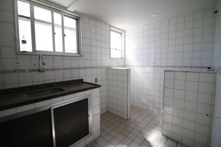 Cozinha de apartamento para alugar com 2 quartos, 70m² em Curicica, Rio de Janeiro