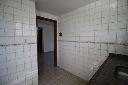 Cozinha de apartamento para alugar com 2 quartos, 70m² em Curicica, Rio de Janeiro