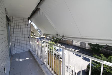 Apartamento para alugar com 70m², 2 quartos e 1 vagaVaranda da Sala