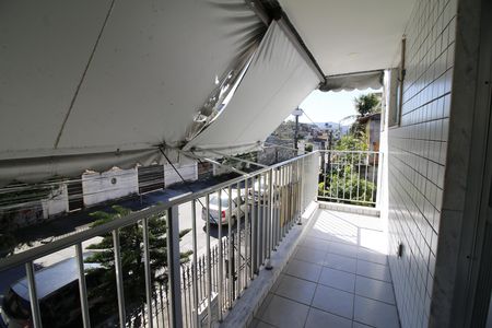 Apartamento para alugar com 70m², 2 quartos e 1 vagaVaranda da Sala
