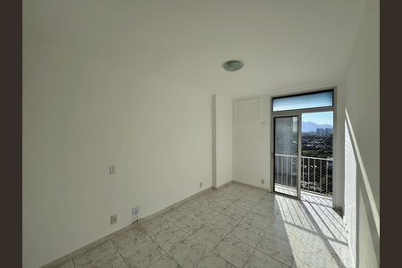 Sala de apartamento para alugar com 1 quarto, 60m² em Barra da Tijuca, Rio de Janeiro