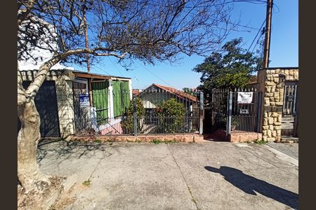 Fachada  de casa à venda com 2 quartos, 380m² em Vila Bonilha, São Paulo