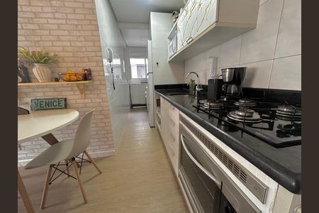 Cozinha de apartamento para alugar com 2 quartos, 59m² em Lagoa Pequena, Florianópolis