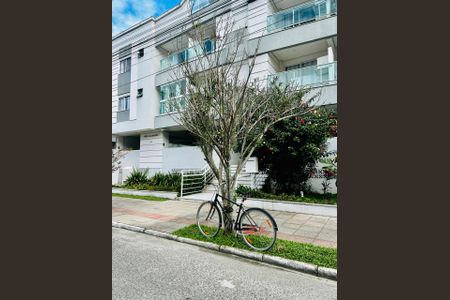 Fachada de apartamento para alugar com 2 quartos, 59m² em Lagoa Pequena, Florianópolis