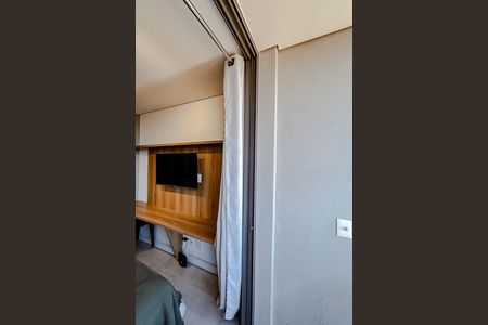 Varanda de kitnet/studio à venda com 1 quarto, 36m² em Vila Gomes Cardim, São Paulo