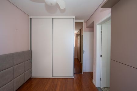Apartamento à venda com 65m², 2 quartos e 2 vagas Apartamento à venda com 65m², 2 quartos e 2 vagasQUARTO2