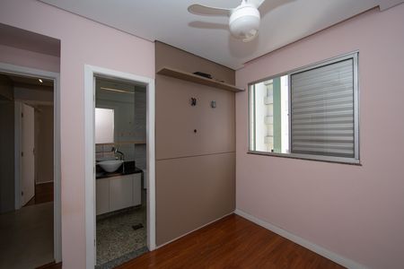 Apartamento à venda com 65m², 2 quartos e 2 vagas Apartamento à venda com 65m², 2 quartos e 2 vagasQUARTO2