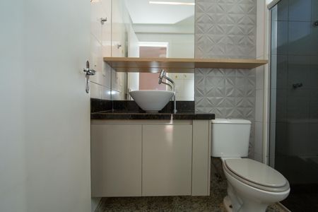 Apartamento à venda com 65m², 2 quartos e 2 vagas Apartamento à venda com 65m², 2 quartos e 2 vagasBANHEIRO2