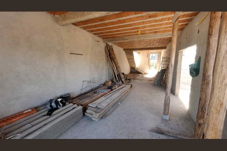 Sala de casa de condomínio à venda com 2 quartos, 220m² em Jaguari, Santana de Parnaíba