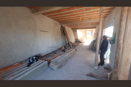 Sala de casa de condomínio à venda com 2 quartos, 220m² em Jaguari, Santana de Parnaíba