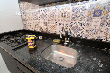 Cozinha de casa de condomínio para alugar com 1 quarto, 70m² em São Cristóvão, Salvador