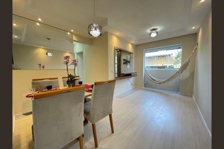 Apartamento para alugar com 3 quartos, 60m² em Conjunto Promorar Raposo Tavares, São Paulo
