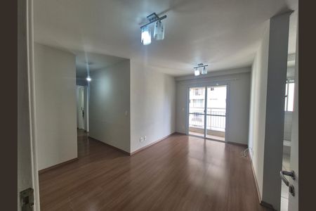 Apartamento para alugar com 2 quartos, 60m² em Jardim Maria Rosa, Taboão da Serra