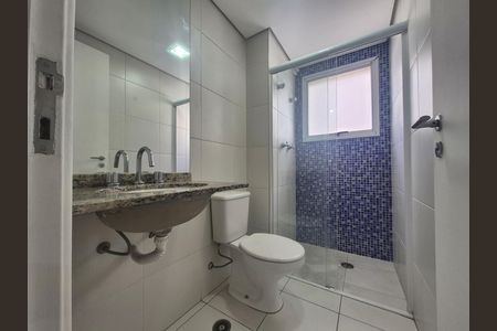 Banheiro Corredor de apartamento para alugar com 2 quartos, 60m² em Jardim Maria Rosa, Taboão da Serra