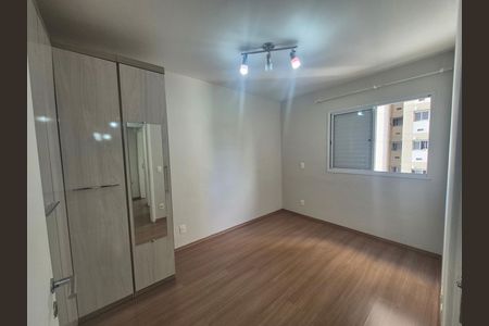 Quarto 1 de apartamento para alugar com 2 quartos, 60m² em Jardim Maria Rosa, Taboão da Serra