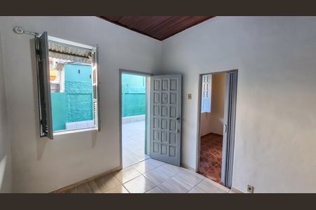 Casa à venda com 2 quartos, 112m² em Vaz Lobo, Rio de Janeiro