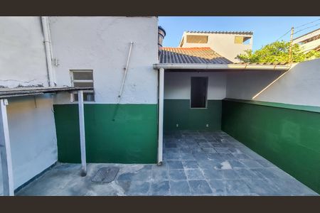 Casa à venda com 112m², 2 quartos e sem vaga
