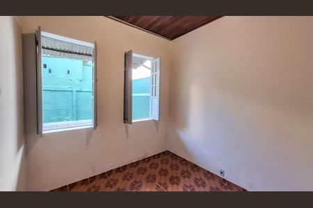 Casa à venda com 112m², 2 quartos e sem vaga