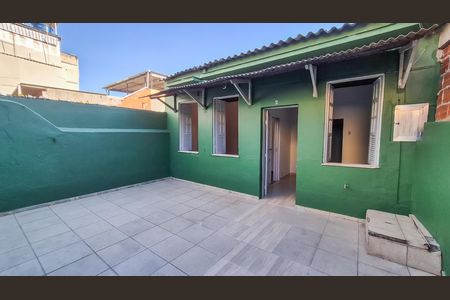 Casa à venda com 2 quartos, 112m² em Vaz Lobo, Rio de Janeiro
