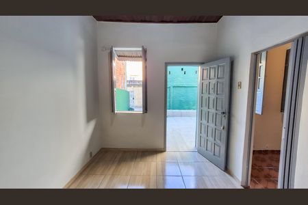 Casa à venda com 2 quartos, 112m² em Vaz Lobo, Rio de Janeiro