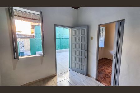 Casa à venda com 112m², 2 quartos e sem vaga