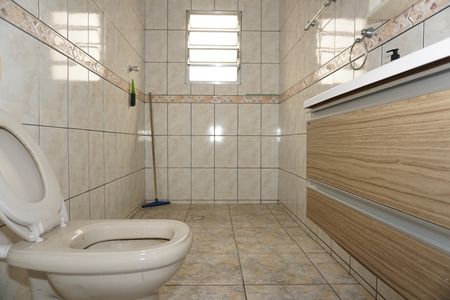 Casa para alugar com 200m², 3 quartos e 5 vagasBanheiro 2