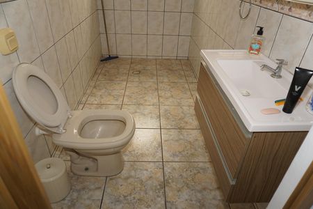 Casa para alugar com 200m², 3 quartos e 5 vagasBanheiro 2