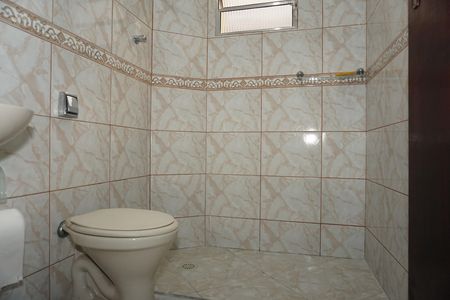 Casa para alugar com 200m², 3 quartos e 5 vagasBanheiro