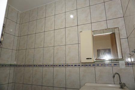 Casa para alugar com 200m², 3 quartos e 5 vagasBanheiro da Suíte