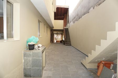 Quintal de casa para alugar com 3 quartos, 200m² em Parque Fernanda, Embu das Artes