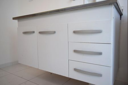 Cozinha de apartamento à venda com 2 quartos, 71m² em Alto de Pinheiros, São Paulo
