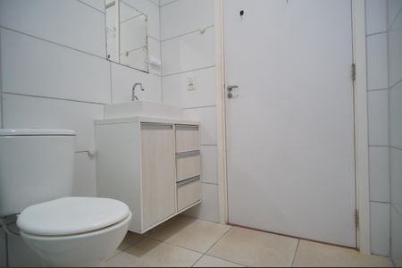 Banheiro de apartamento à venda com 2 quartos, 51m² em Diehl, Novo Hamburgo