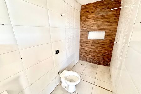Casa para alugar com 40m², 1 quarto e 1 vaga Casa para alugar com 40m², 1 quarto e 1 vagaBanheiro