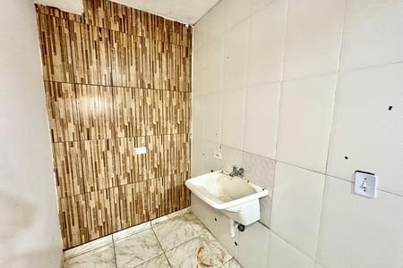 Casa para alugar com 40m², 1 quarto e 1 vaga Casa para alugar com 40m², 1 quarto e 1 vagaÁrea de Serviço