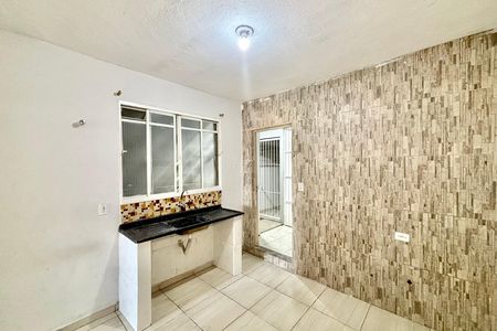Casa para alugar com 40m², 1 quarto e 1 vaga Casa para alugar com 40m², 1 quarto e 1 vagaCozinha