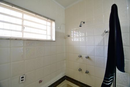 Casa à venda com 300m², 4 quartos e 4 vagasBanheiro Suíte
