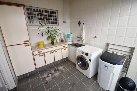 Casa à venda com 300m², 4 quartos e 4 vagasÁrea de Serviço